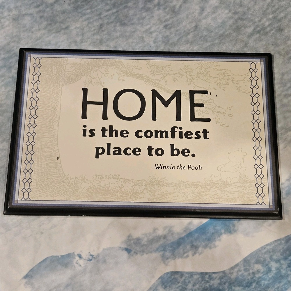Hallmark Disney Winnie the Pooh Sign "Home Is The Comfiest‎ Place" Wall Hanging